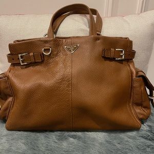 Gorgeous Authentic Prada Vitello Daino Tote